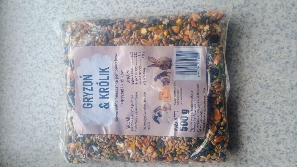 Karma dla królika i gryzoni