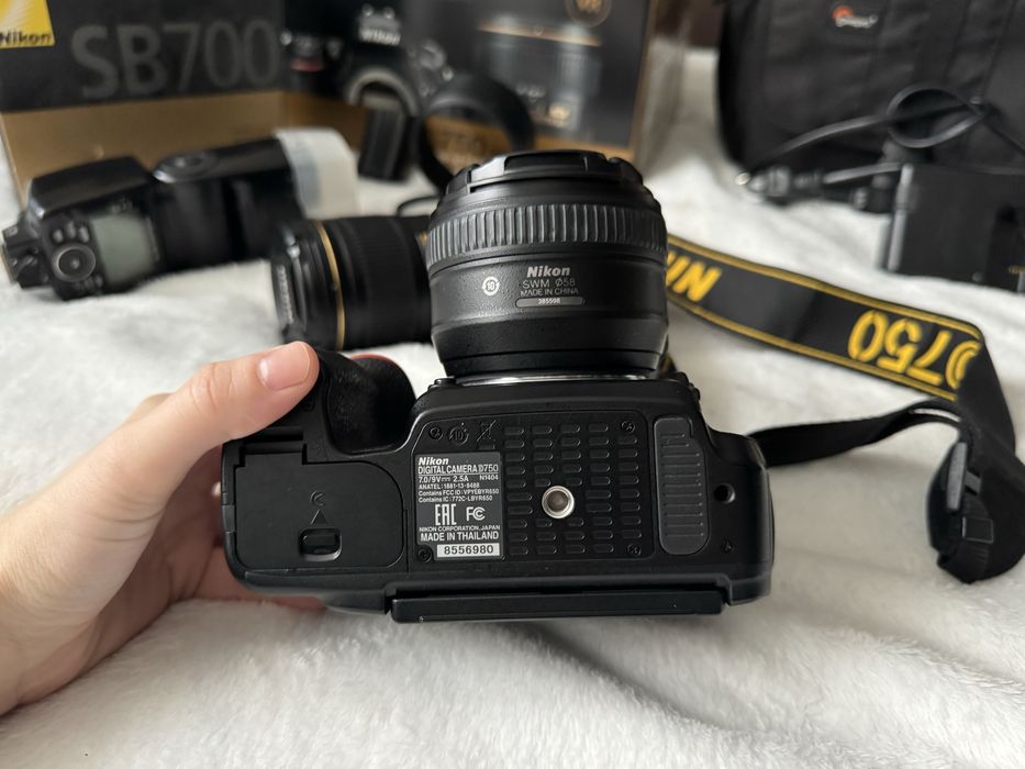 Nikon D750 + Nikon 28 mm 1.8G + Nikon 50mm 1.4G