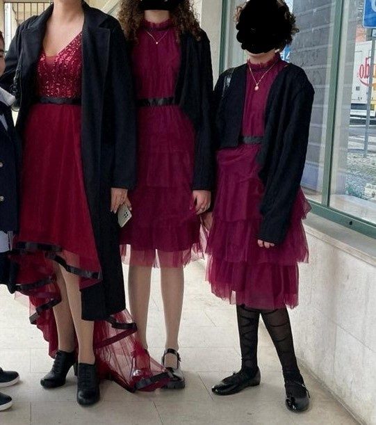 Vendo 3 vestidos cerimónia