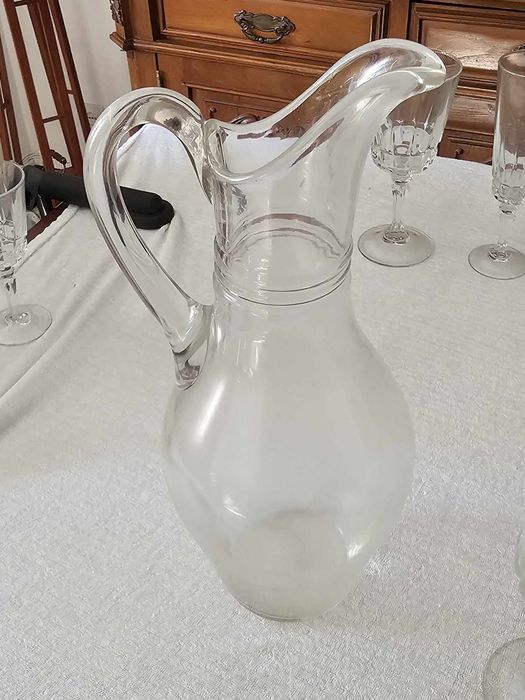 Vendo Jarras em vidro