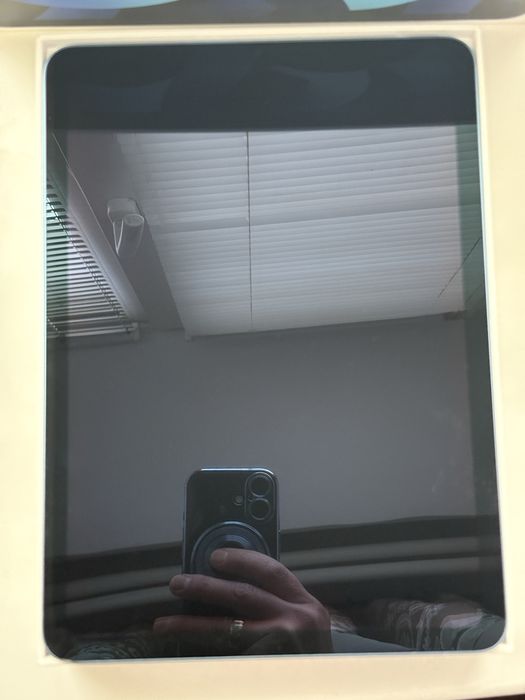 Apple Ipad Air 5 Gen Blue