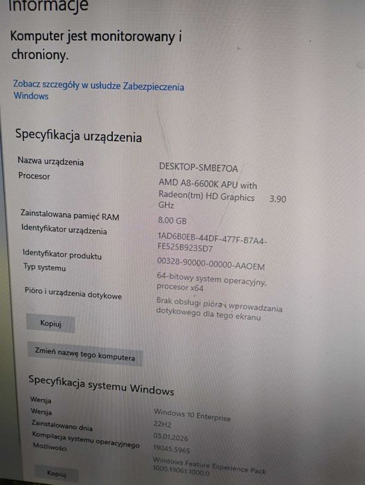 Komputer stacjonarny.