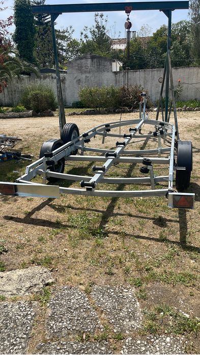 Atrelados novos para barcos
