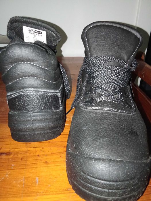 Botas trabalho ( 42 novas)