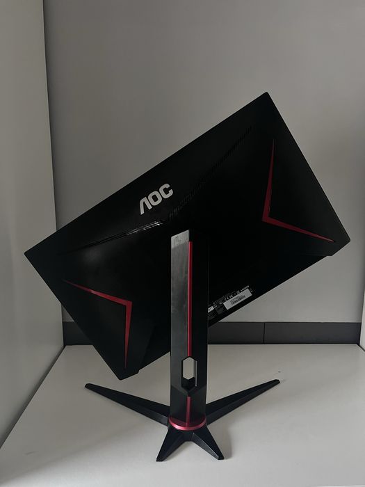 Monitor AOC 24” 144hz 1ms FreeSync