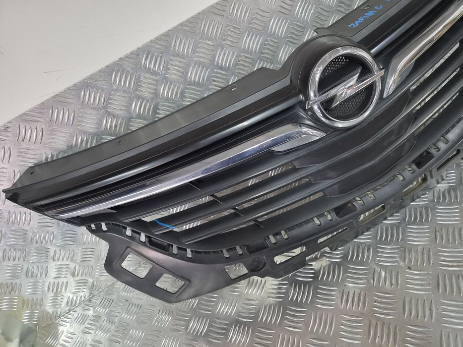 Grill atrapa chłodnicy opel zafira c lift