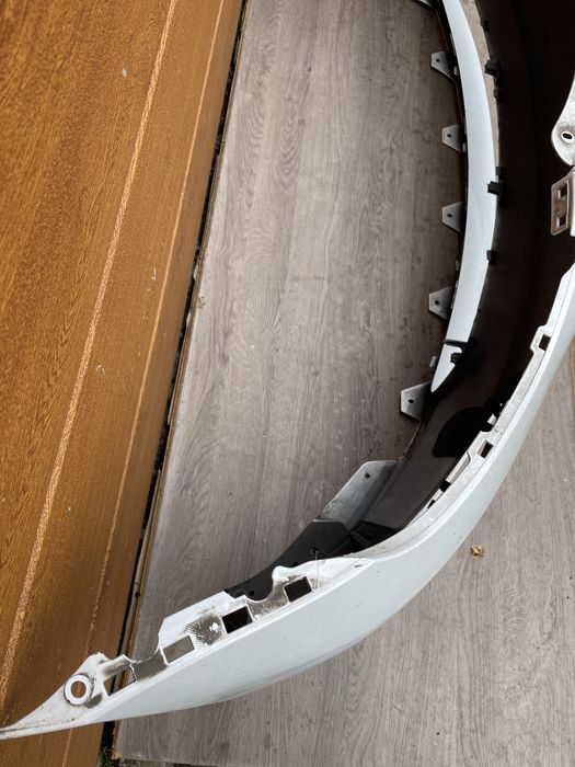 Zderzak przod Tesla model 3 bex pdc caly