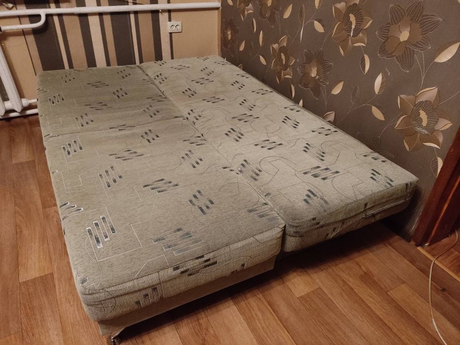 Диван, кровать 197*142