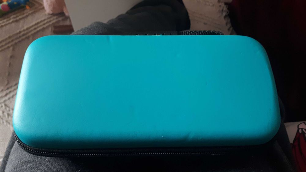 Switch Lite (em excelente estado e com garantia)