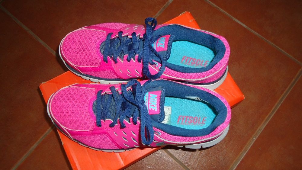Ténis/sapatilhas Nike 39 originais novos!Novo preço!