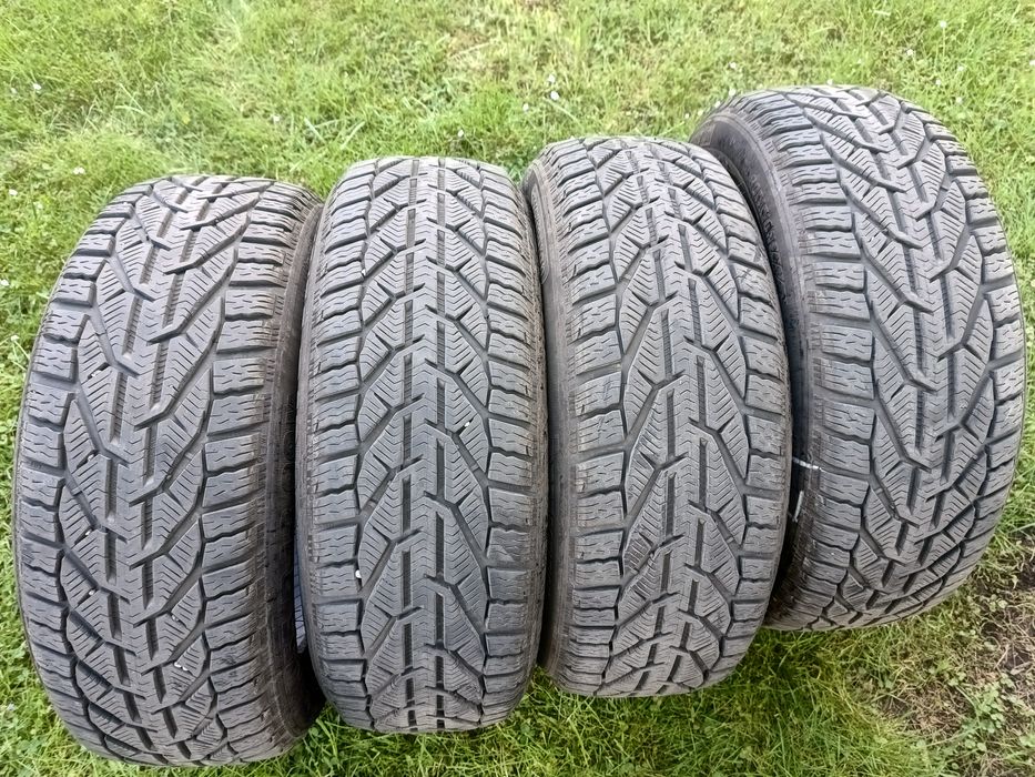 Opony zimowe Kormoran Snow 215/55/R18