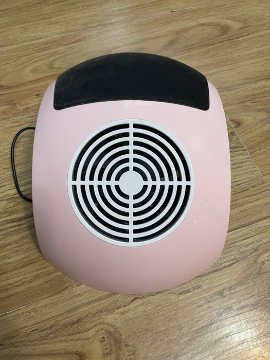 Вытяжка маникюрная