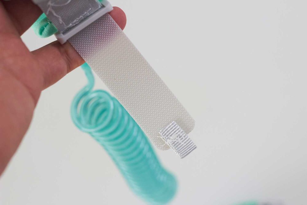 Pulseira de seguranca infantil