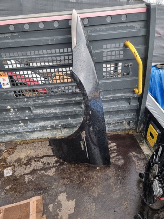Blotnik lewy bmw e63 seria 6 kolor 475/9