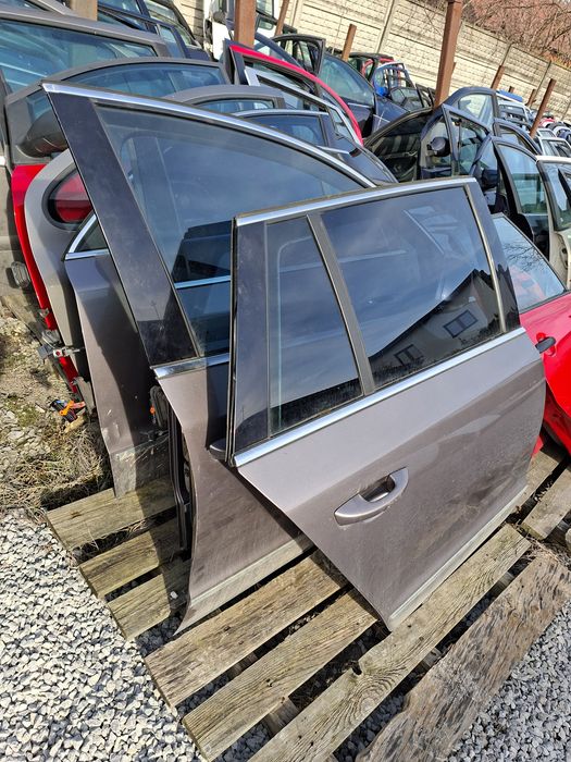 Drzwi prawe lewe przód tył skoda superb II