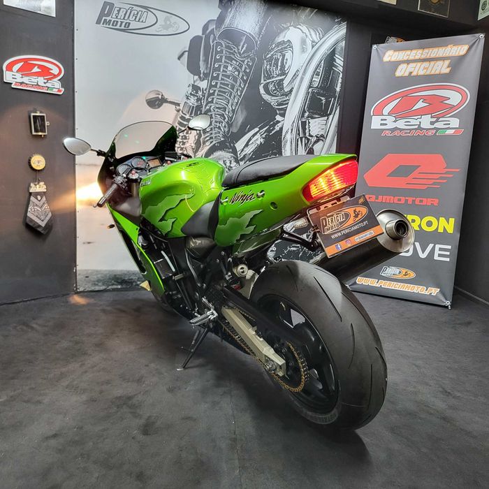 Kawasaki Ninja ZX12-R