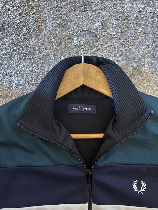 Casaco Fred Perry Preto