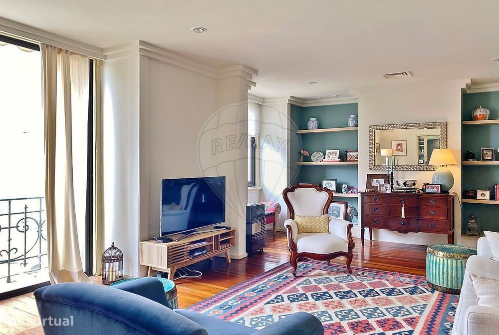 Apartamento T4 para venda