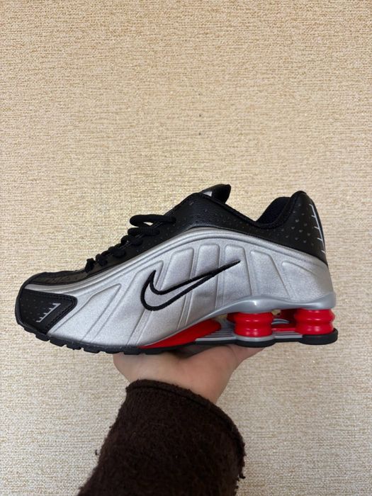36-41 р кросівки Nike Shox R4 Black/Metallic Silver