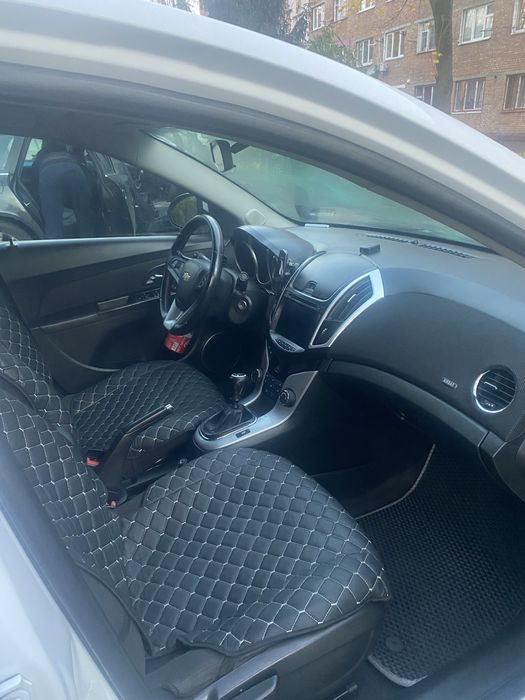 Продам Chevrole cruze