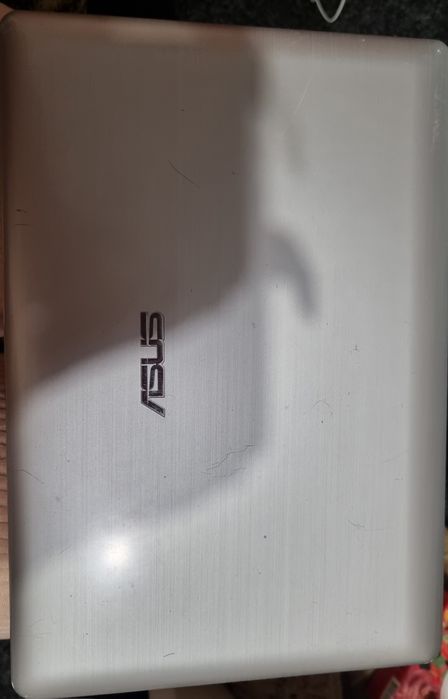 Asus eee pc shell series 1215b
