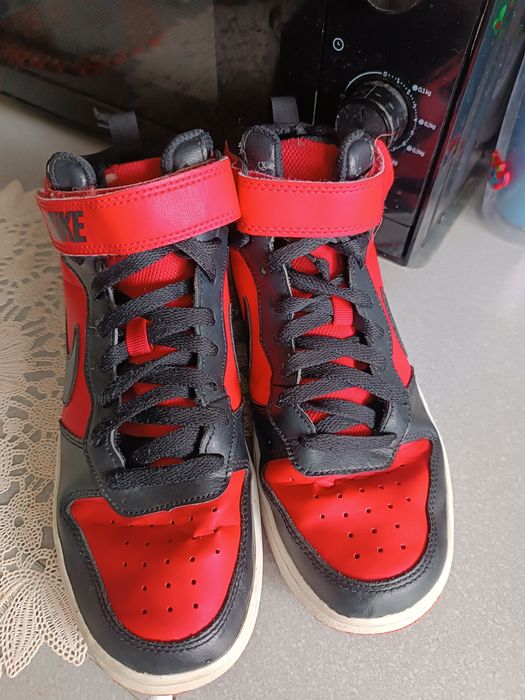 Buty  męskie Nike za kostkę -40 .Stan bdb
