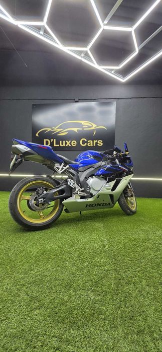 Honda CBR 1000RR Fireblade | 2006 |