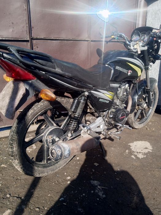 Мото спарк 200..