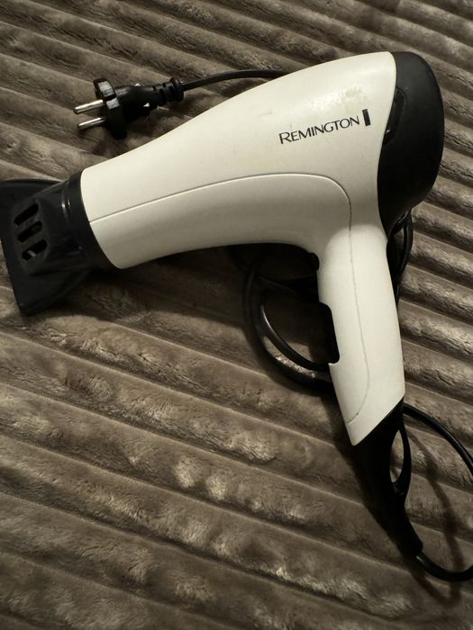 Suszarka remington d3015