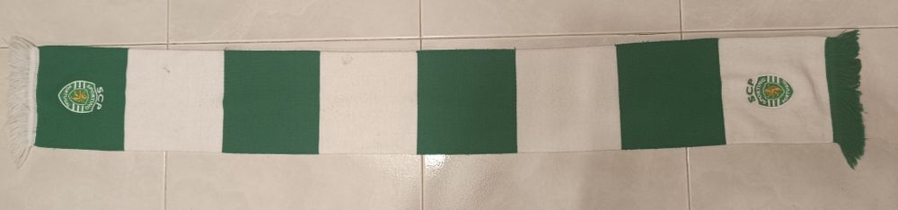 cachecol do sporting em Lá