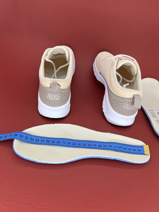 Жіночі кросівки 40р.   Nike Air Max Thea