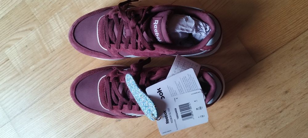 Buty sportowe REEBOOK GL100 r.39