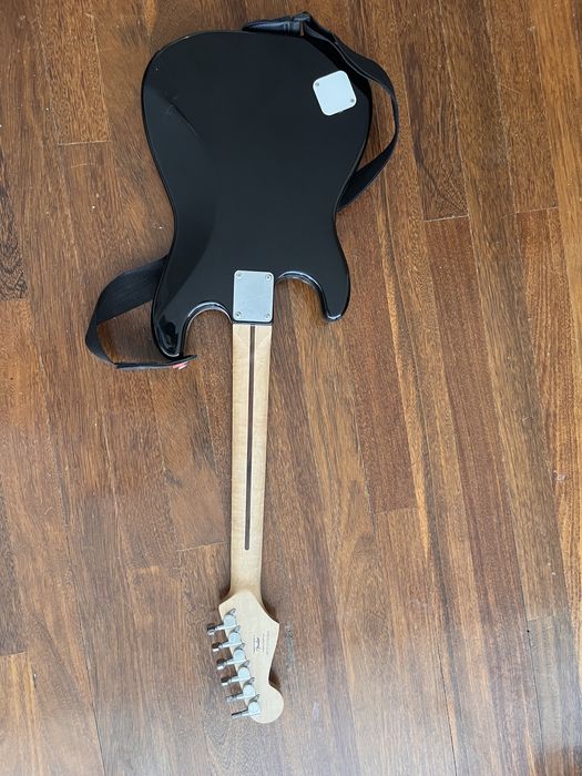 Squier Mini Stratocaster 3/4 Size, Black - usada