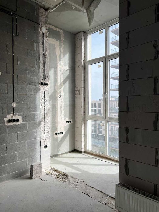 ЖК Файна Таун. Квартира з панорамними вікнами 44.8 кв.м. Стелі 3.6 м