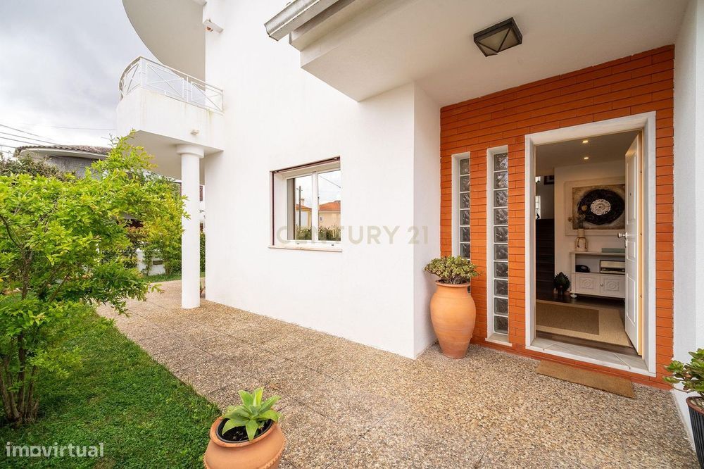 Moradia T5 Foros de Amora, Quinta da Charnequinha