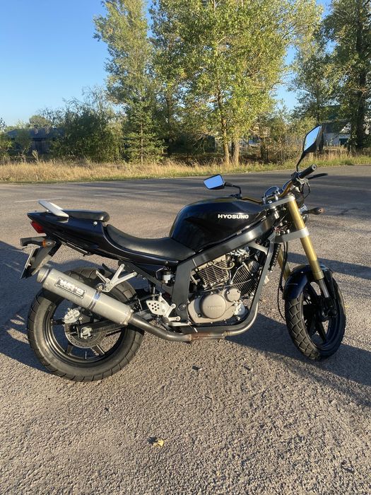 HYOSUNG gt 250 Comet