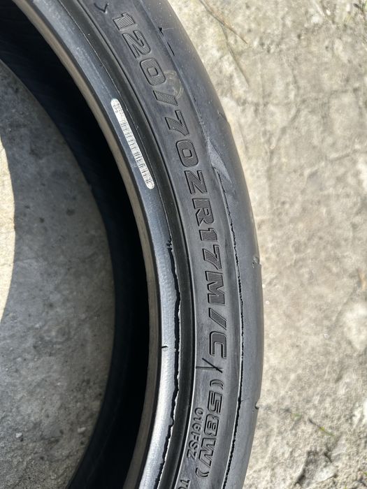 Мотошина Brigestone 120/70 ZR17 BATTLAX BT 016f