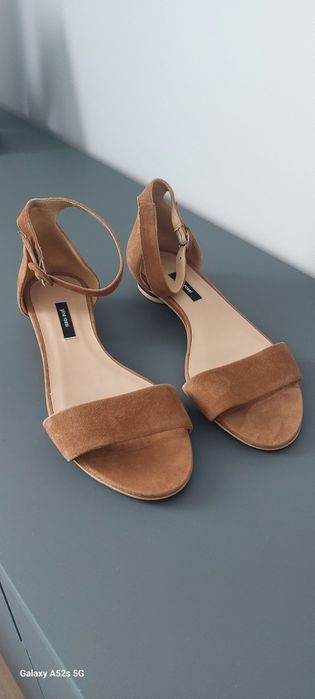 Buty Gino Rossi rozm. 38