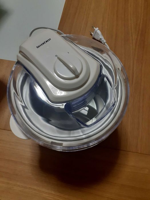 Máquina de fazer gelados