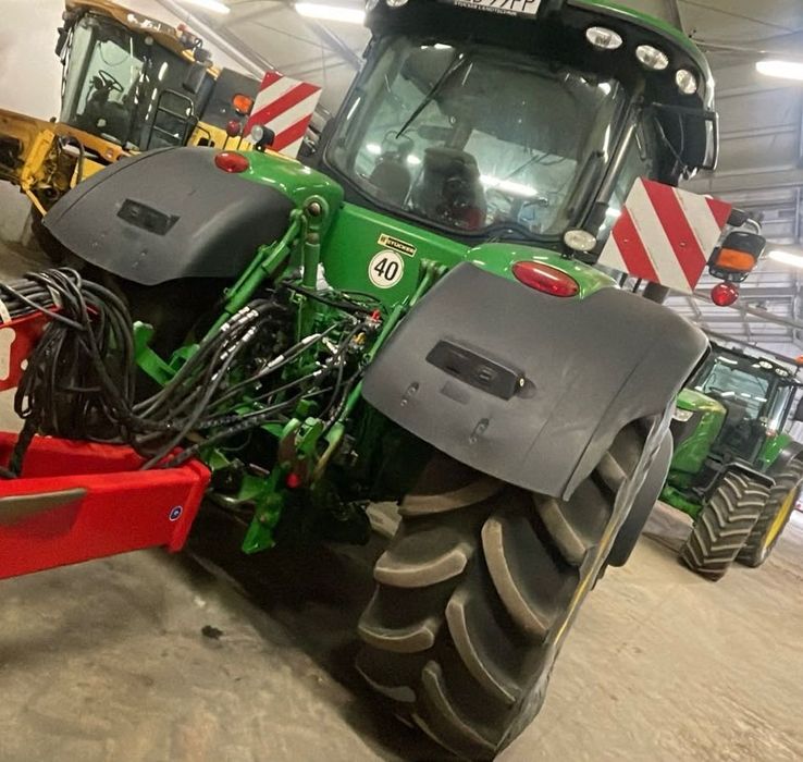 Ciągnik John Deere  7290R super stan