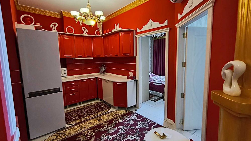 Сдам трехкомнатную квартиру с евроремонтом посуточно