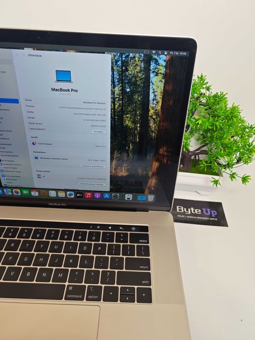 Apple MacBook Pro 15" (A1990, 2018) – i9 / 32GB RAM / 1TB SSD | ByteUp