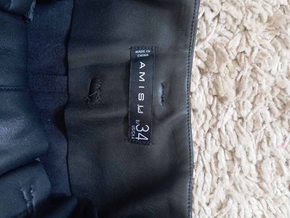 Шорты  из экокожи на девушку р .S (34)