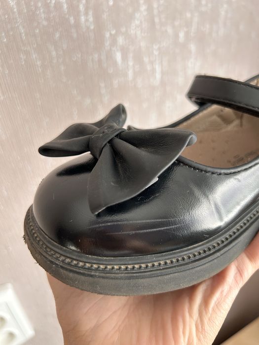 Туфлі на дівчинку