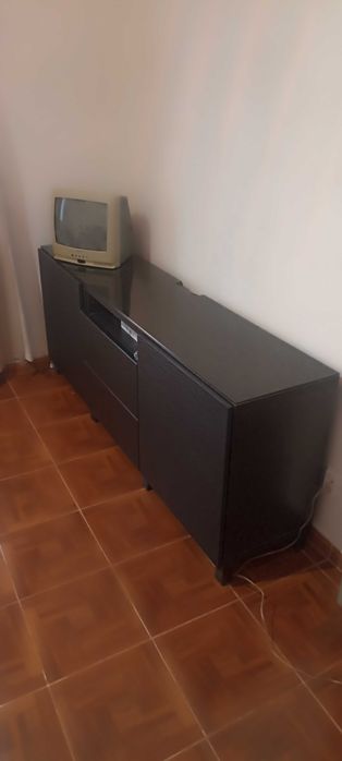 Móvel de sala em preto