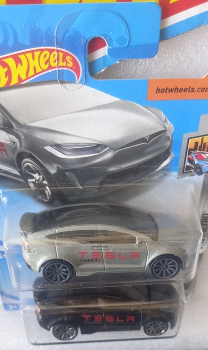 Conjunto 2 Tesla Model X hot wheels