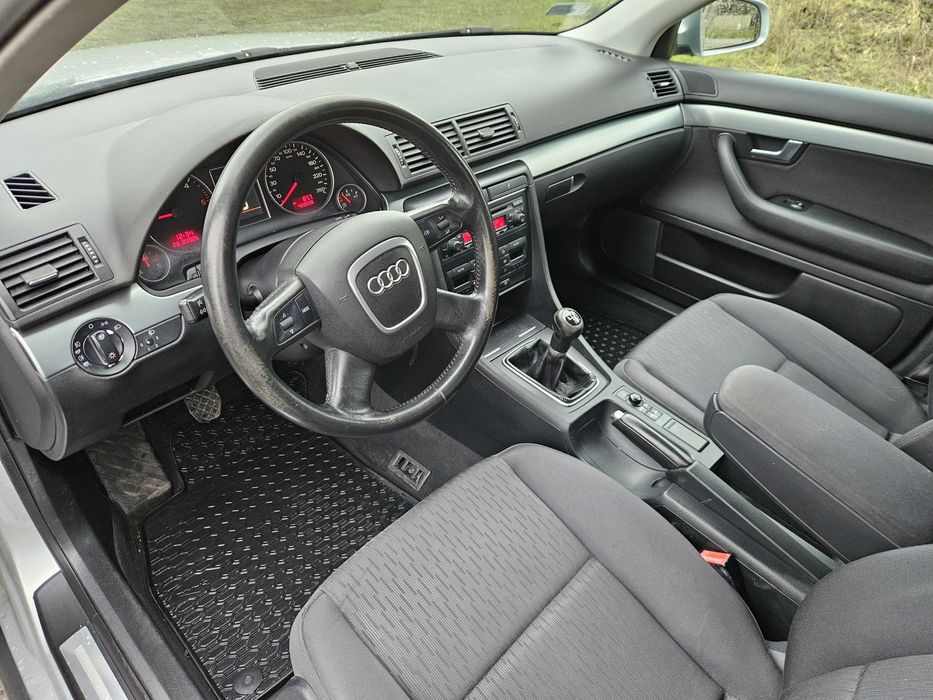 Audi a4 b7 2005 рік 2.0 дизель для військових