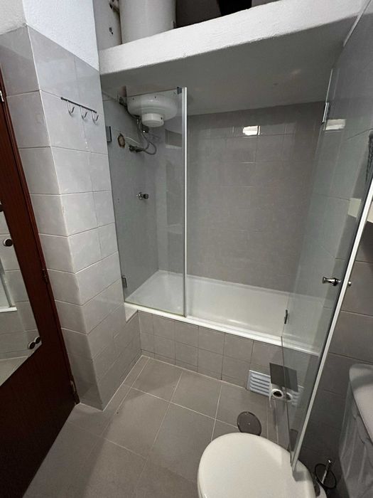 Quarto em R.Monsanto - Paranhos - Porto