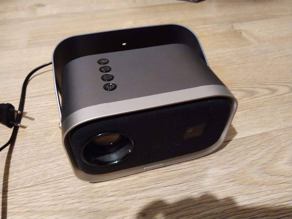 Проектор Jimveo E18