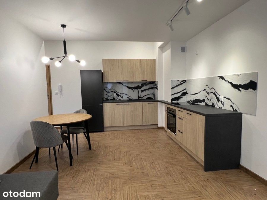 Nowoczesny apartament z miejscem postojowym – Star